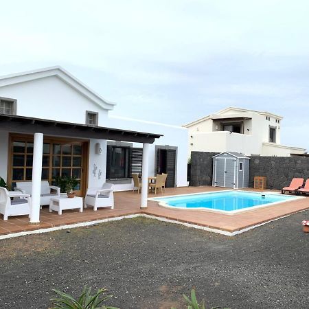 Villa Denise Yaiza  Ngoại thất bức ảnh