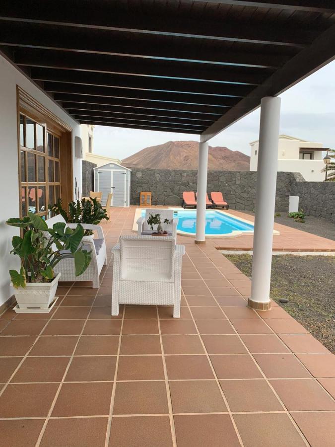 Villa Denise Yaiza  Ngoại thất bức ảnh