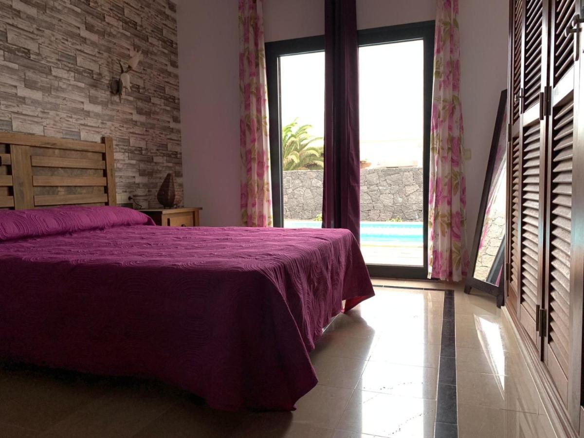 Villa Denise Yaiza  Ngoại thất bức ảnh