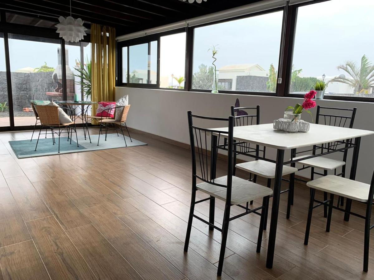 Villa Denise Yaiza  Ngoại thất bức ảnh